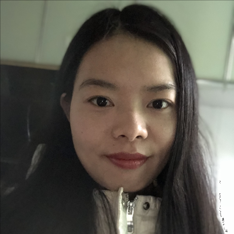 萬麗（國(guó)瓷紅葉畫院高級(jí)畫師）